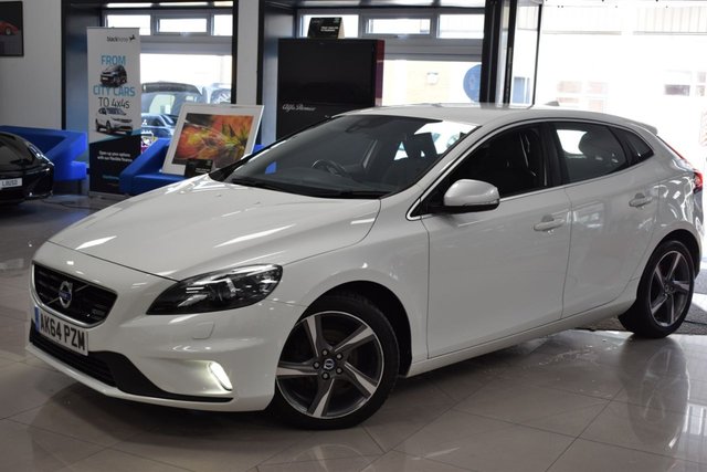 View our VOLVO V40