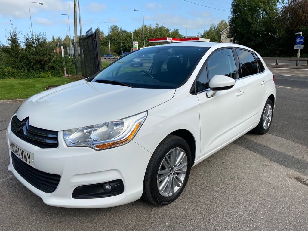 View our CITROEN C4