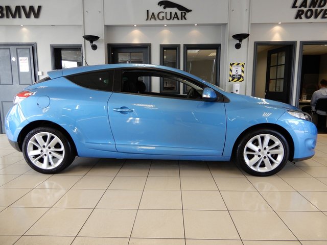 View our RENAULT MEGANE
