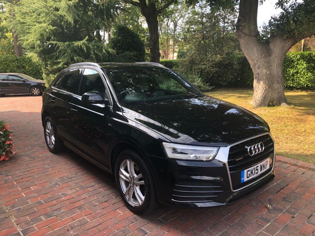 View our AUDI Q3