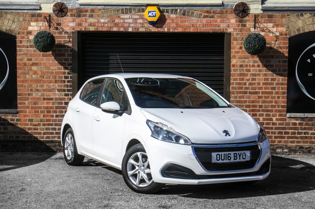 View our PEUGEOT 208
