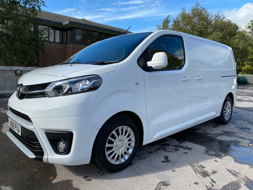 View our TOYOTA PROACE