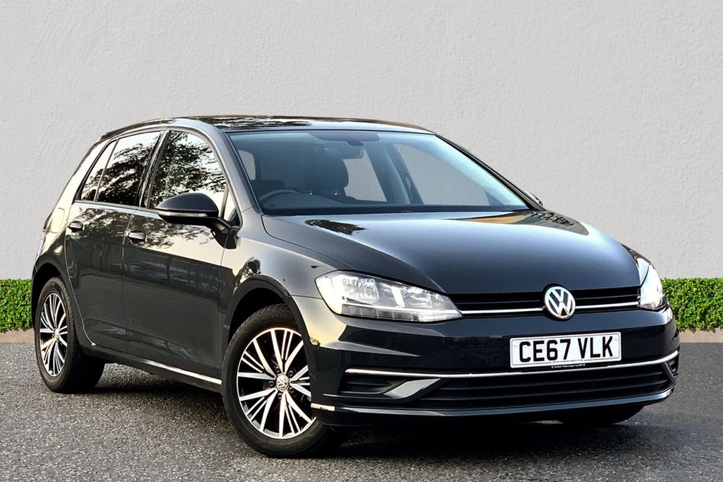 View our VOLKSWAGEN GOLF