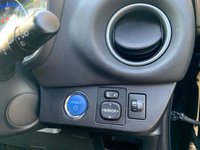 USED 2015 15 TOYOTA YARIS 1.5 HYBRID EXCEL 5d 73 BHP 