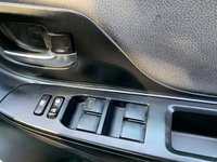 USED 2015 15 TOYOTA YARIS 1.5 HYBRID EXCEL 5d 73 BHP 