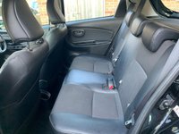 USED 2015 15 TOYOTA YARIS 1.5 HYBRID EXCEL 5d 73 BHP 