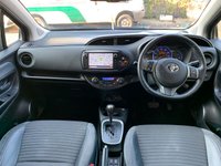 USED 2015 15 TOYOTA YARIS 1.5 HYBRID EXCEL 5d 73 BHP 