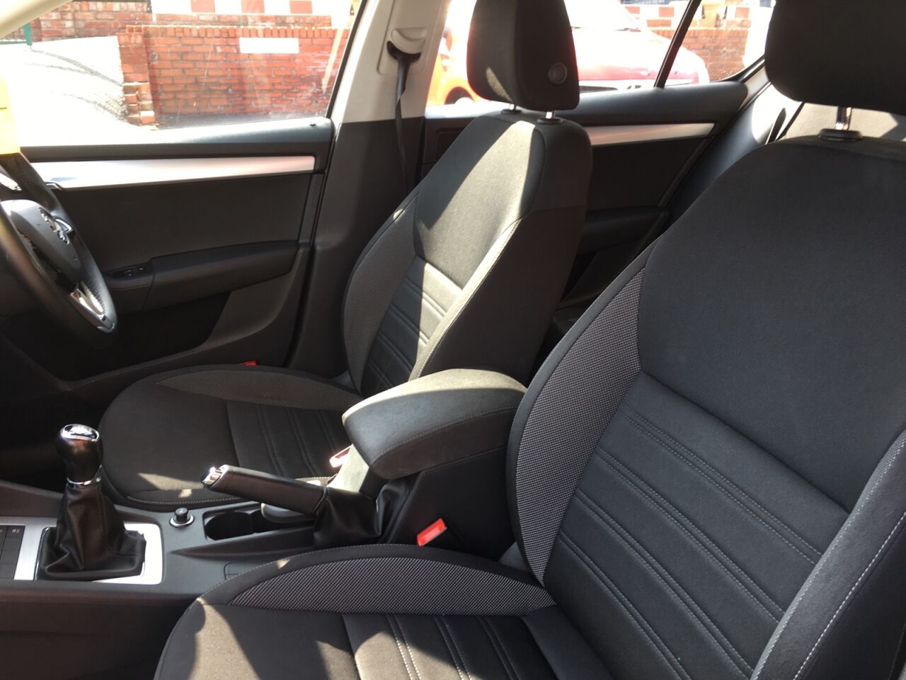skoda octavia isofix front seat