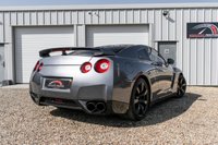 USED 2009 X NISSAN GT-R 3.8 BLACK EDITION 2d 479 BHP CARBON PACK