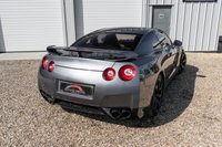 USED 2009 X NISSAN GT-R 3.8 BLACK EDITION 2d 479 BHP CARBON PACK
