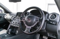 USED 2009 X NISSAN GT-R 3.8 BLACK EDITION 2d 479 BHP CARBON PACK
