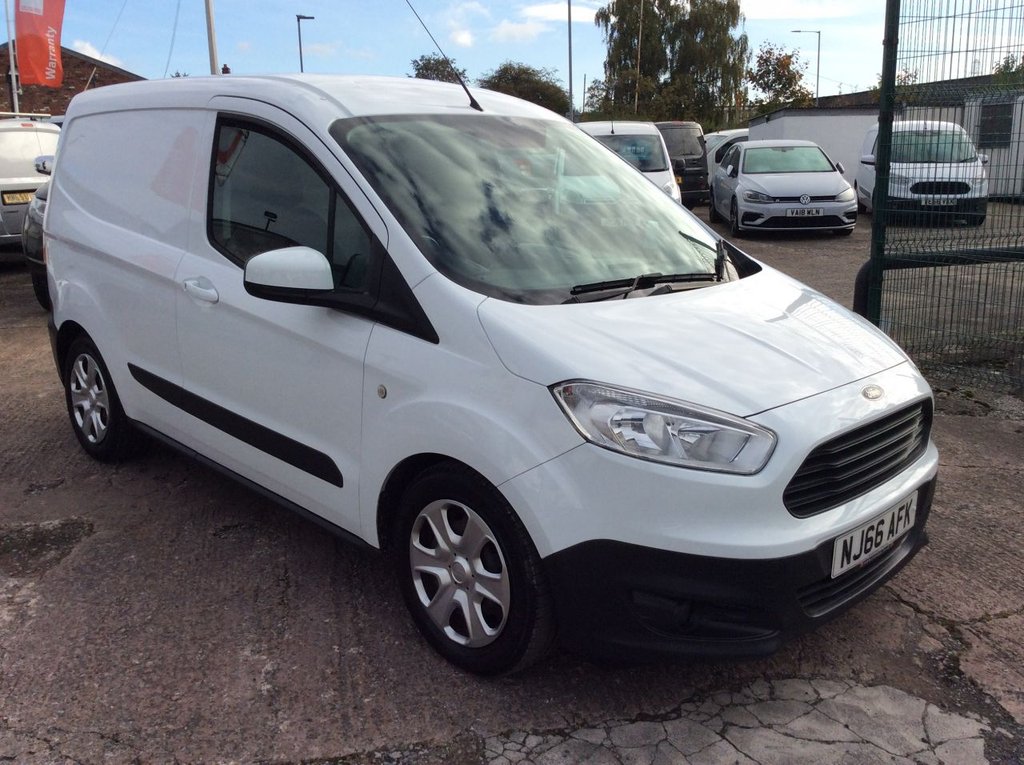 View our FORD TRANSIT COURIER