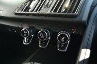 USED 2016 65 AUDI R8 5.2 V10 QUATTRO 2d 533 BHP **Audi Extended Warranty until May 2021** 