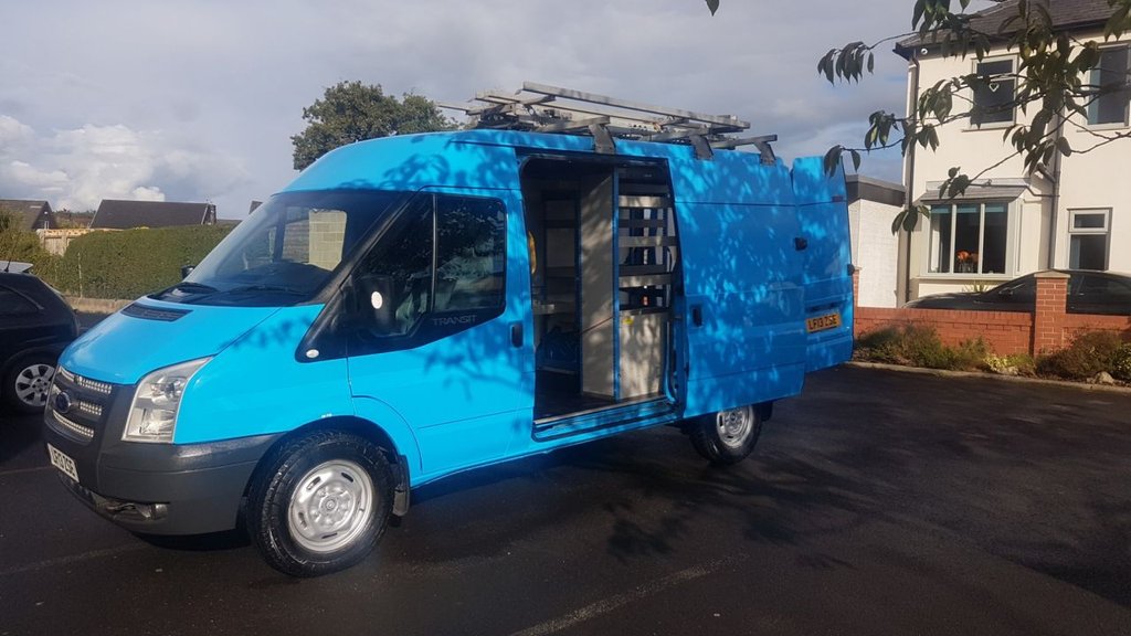 View our FORD TRANSIT