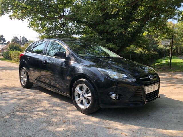 2013 63 Ford Focus 1.6 ZETEC 5d 104 BHP