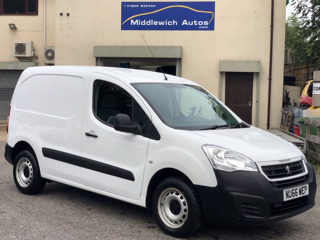 View our PEUGEOT PARTNER