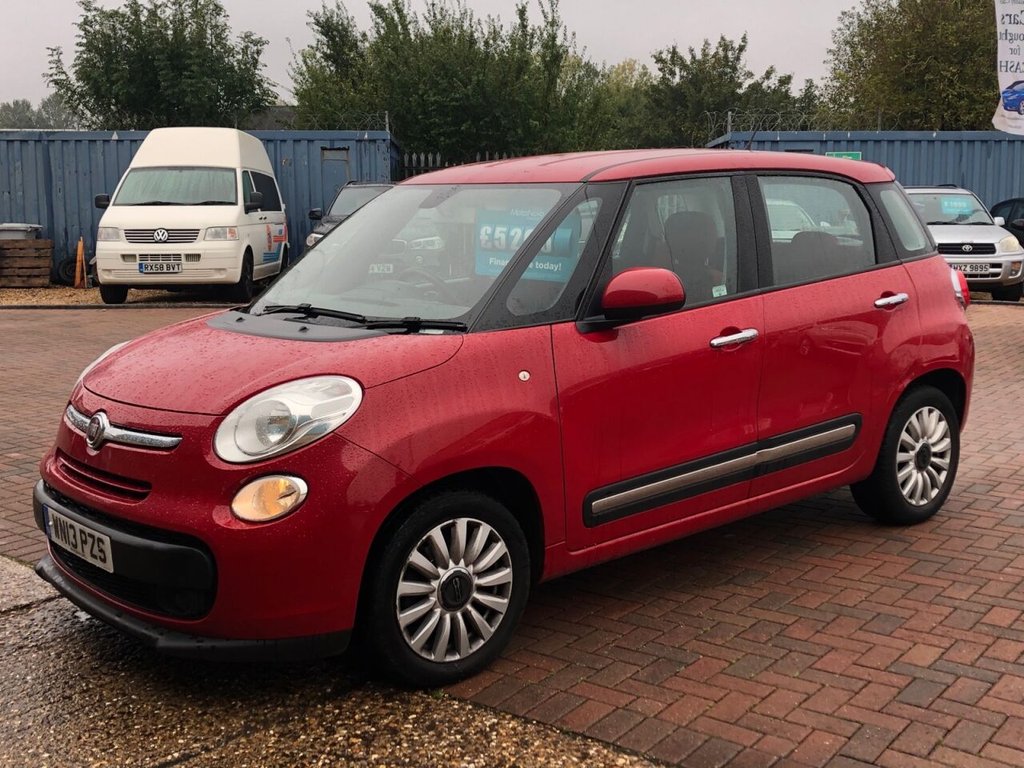View our FIAT 500L
