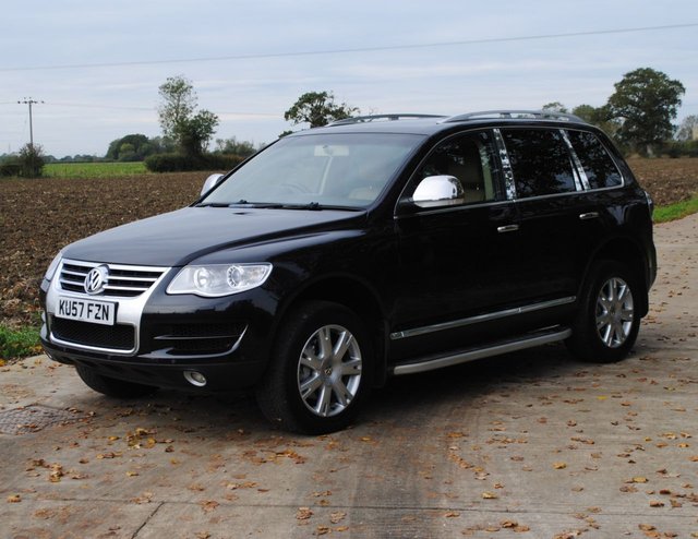 2007 57 Volkswagen Touareg 3.0 V6 SE TDI 5d 221 BHP