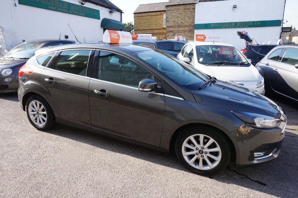 View our FORD FOCUS