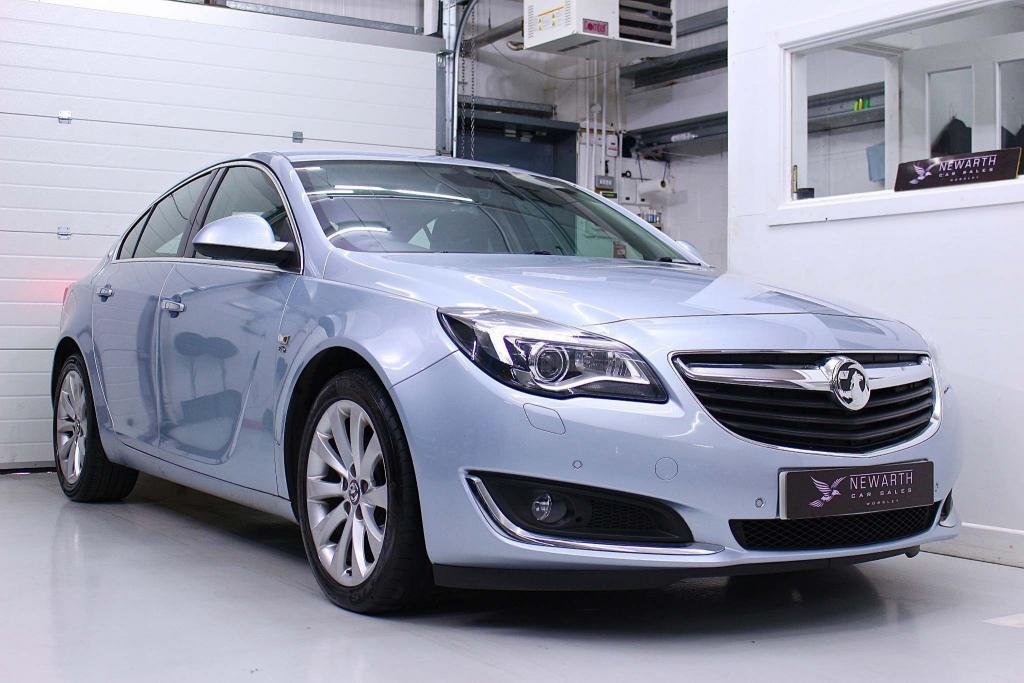 View our VAUXHALL INSIGNIA