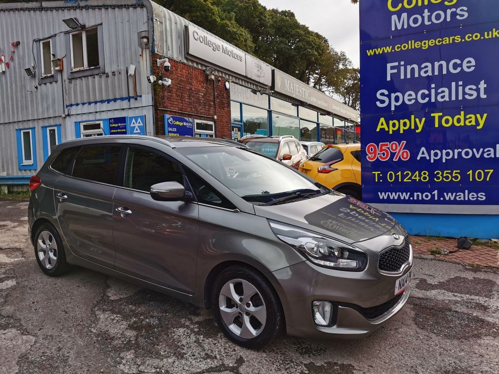 View our KIA CARENS