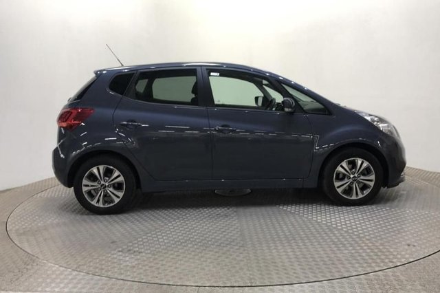 View our KIA VENGA
