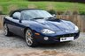 USED 2002 02 JAGUAR XK 4.0 XKR 2d 370 BHP FSH TO INCLUDE 11 STAMPS.