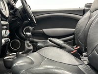 USED 2010 10 MINI CONVERTIBLE 1.6 COOPER 2d 122 BHP Pure Silver , Leather Punch , 17" Alloy Wheels ,
