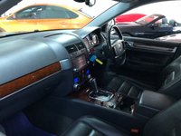 USED 2005 55 VOLKSWAGEN TOUAREG 4.9 V10 TDI  5d 308 BHP * NAV * 20 INCH ALLOY WHEELS  * 2 KEYS * MOT JULY *