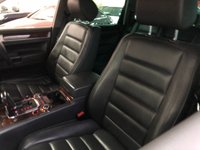 USED 2005 55 VOLKSWAGEN TOUAREG 4.9 V10 TDI  5d 308 BHP * NAV * 20 INCH ALLOY WHEELS  * 2 KEYS * MOT JULY *