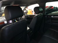 USED 2005 55 VOLKSWAGEN TOUAREG 4.9 V10 TDI  5d 308 BHP * NAV * 20 INCH ALLOY WHEELS  * 2 KEYS * MOT JULY *