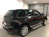 USED 2005 55 VOLKSWAGEN TOUAREG 4.9 V10 TDI  5d 308 BHP * NAV * 20 INCH ALLOY WHEELS  * 2 KEYS * MOT JULY *