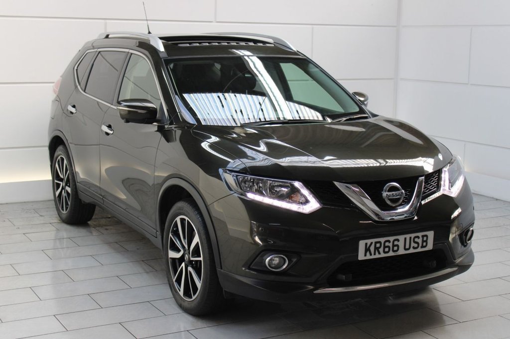View our NISSAN X-TRAIL