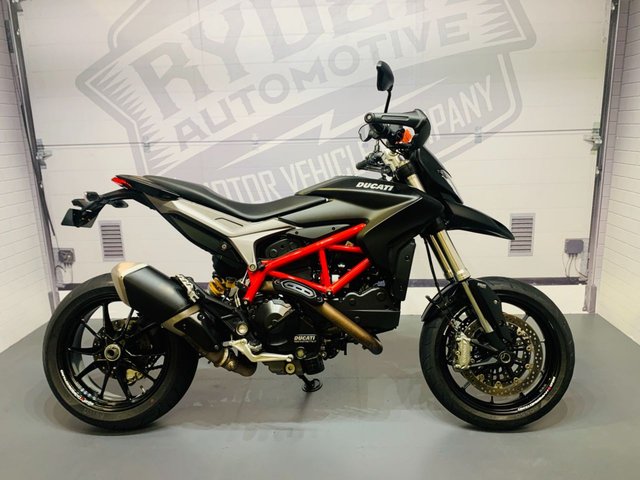 2015 15 Ducati Hypermotard 821cc