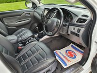 USED 2015 65 MITSUBISHI L200 2.4 DI-D 4X4 BARBARIAN DCB 178 BHP SPORT HARD TOP ** NO VAT ** NO VAT