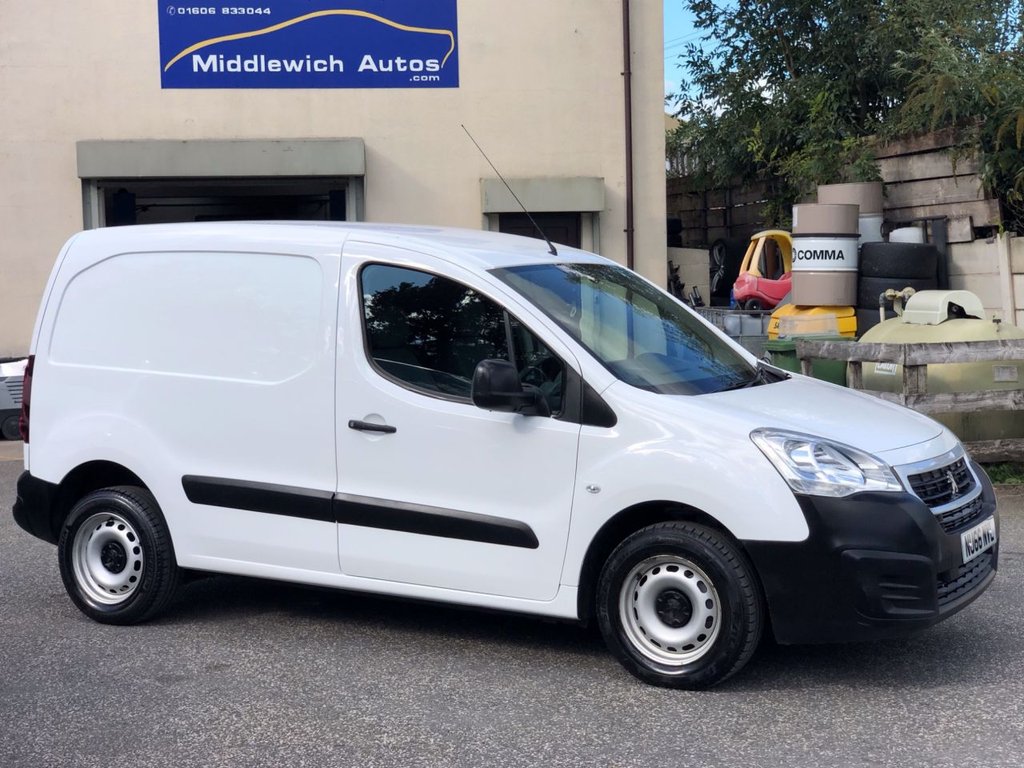 View our PEUGEOT PARTNER