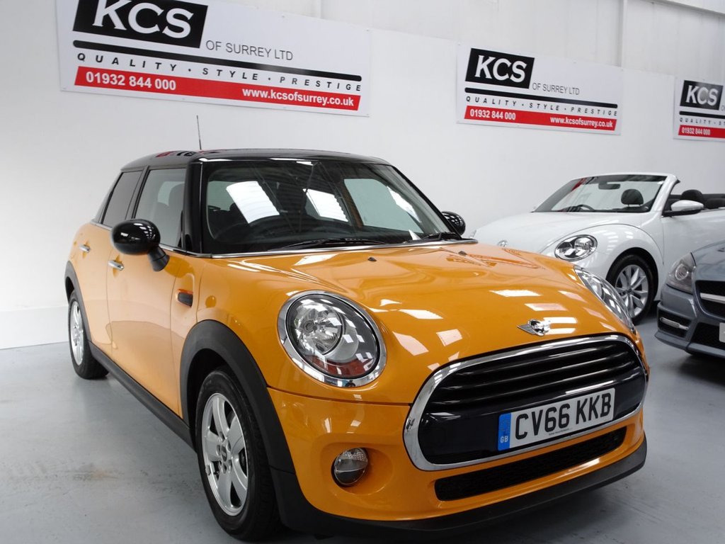 View our MINI HATCH COOPER