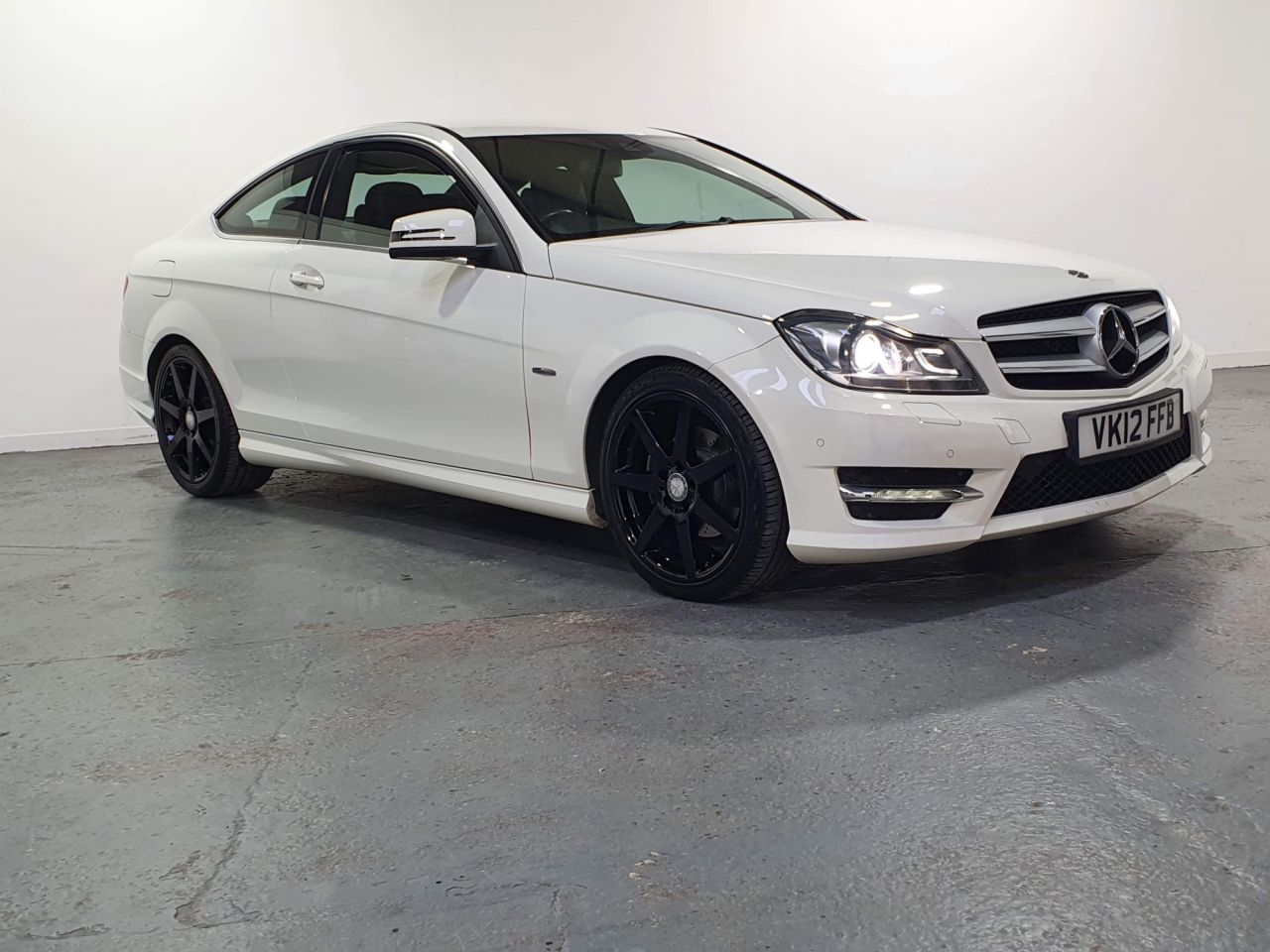 Mercedes Benz C Class C180 Blueefficiency Amg Sport