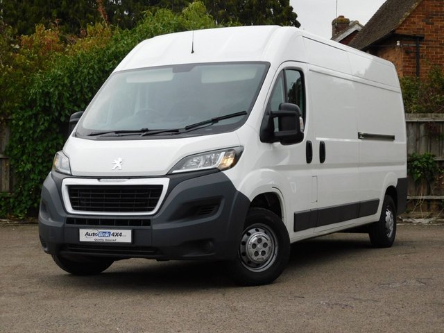 2017 17 Peugeot Boxer 2.0 BLUE HDI 335 L3H2 PROFESSIONAL P/V 130 BHP