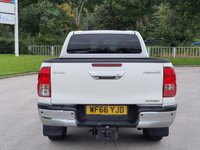 USED 2016 66 TOYOTA HI-LUX 2.4 INVINCIBLE 4WD D-4D DCB 148 BHP ** NO VAT ** FULL LEATHER