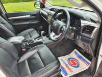 USED 2016 66 TOYOTA HI-LUX 2.4 INVINCIBLE 4WD D-4D DCB 148 BHP ** NO VAT ** FULL LEATHER
