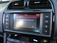 USED 2018 18 JAGUAR F-PACE 2.0 R-SPORT 5d 161 BHP &pound;150 ANNUAL ROAD TAX