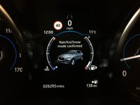 USED 2018 18 JAGUAR F-PACE 2.0 R-SPORT 5d 161 BHP &pound;150 ANNUAL ROAD TAX