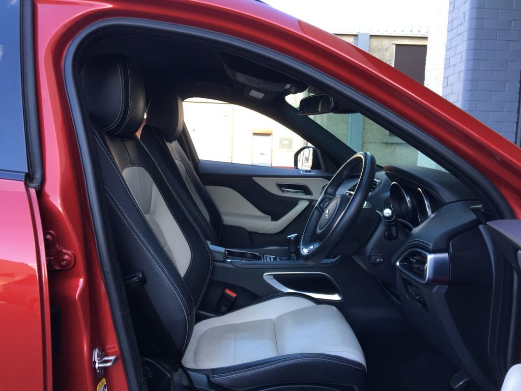 USED 2018 18 JAGUAR F-PACE 2.0 R-SPORT 5d 161 BHP &pound;150 ANNUAL ROAD TAX
