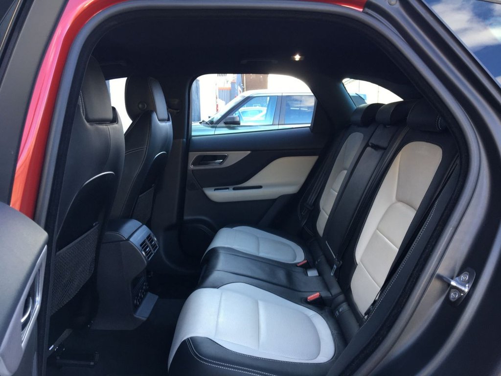 USED 2018 18 JAGUAR F-PACE 2.0 R-SPORT 5d 161 BHP &pound;150 ANNUAL ROAD TAX