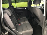 USED 2010 60 VOLKSWAGEN TOURAN 2.0 SE TDI 5d 142 BHP 11 STAMPS IN BOOK 9 STAMPS BY VW
