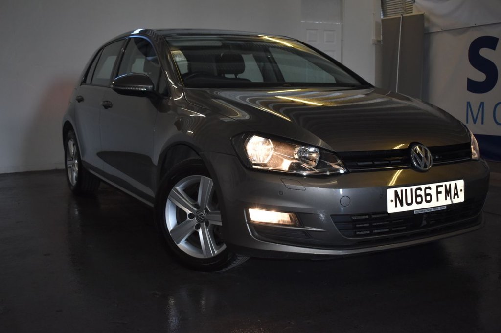 View our VOLKSWAGEN GOLF