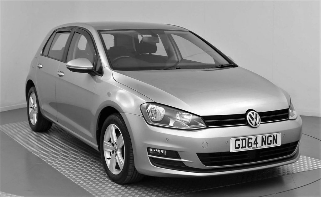 View our VOLKSWAGEN GOLF