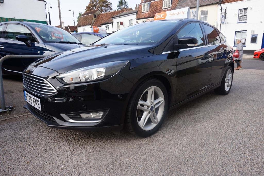 View our FORD FOCUS