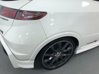USED 2010 K HONDA CIVIC 2.0 I-VTEC TYPE R MUGEN 200 3d 198 BHP * MUGEN EDITION * 1 OF 200 * LSD * 19 INCH ALLOYS *